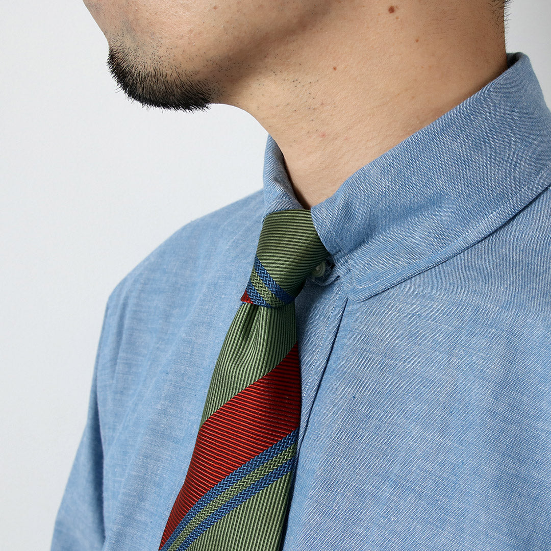 D.C.WHITE / Camisa de vestir con cuello americano