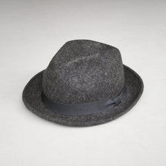 gray / 3