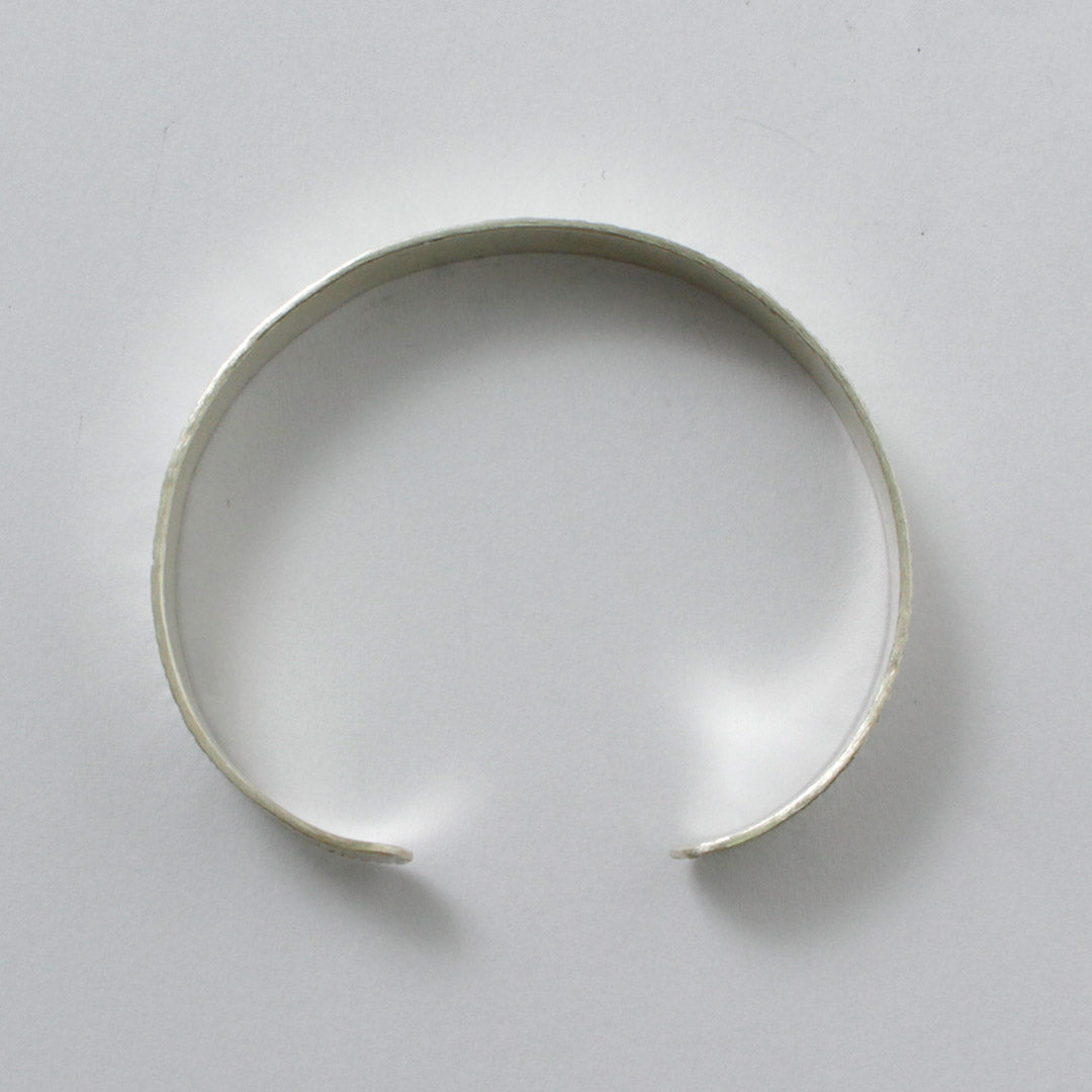 phaduA / Karen Bracelet à rayures argentées