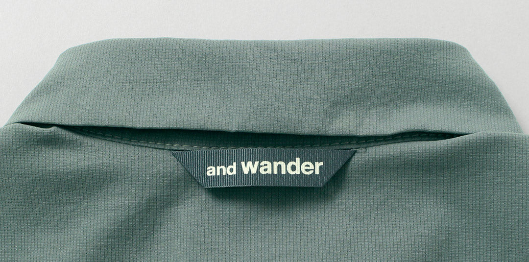 AND WANDER / Dry Breathable Short Sleeve Shirt