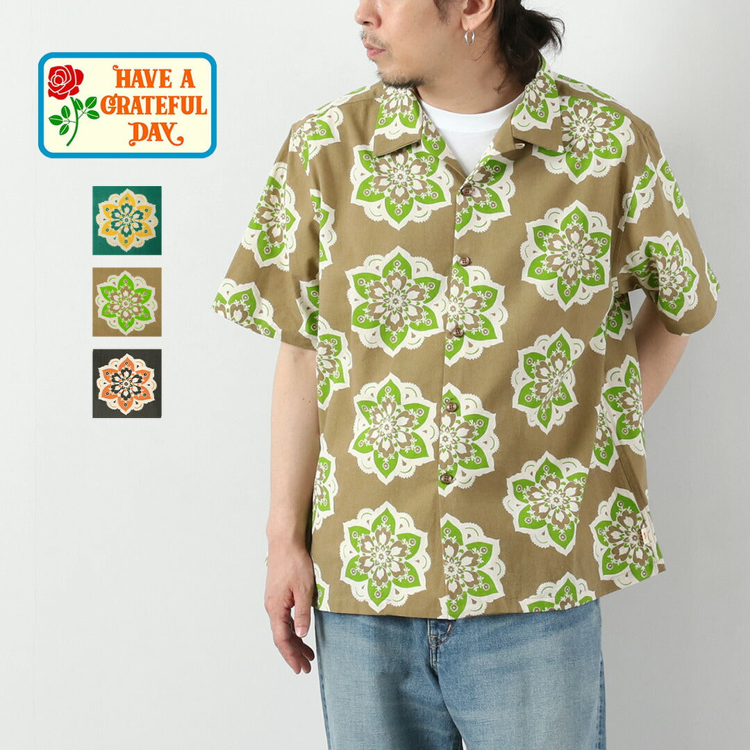 TENGA UN DÍA AGRADECIDO / Camisa S/S con cuello abierto y estampado de diseño redondo