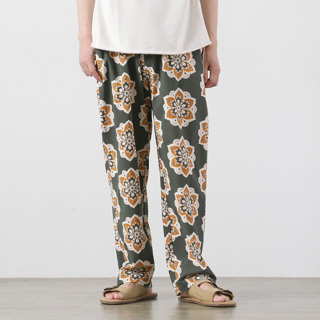 HAVE A GRATEFUL DAY / Round Design Print Ample Easy Pants