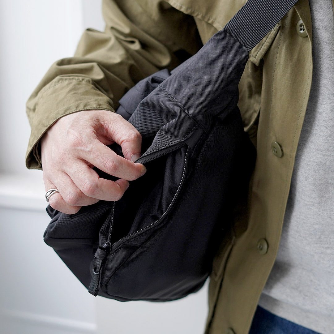 LC BY LOWERCASE / Shoulder Bag L