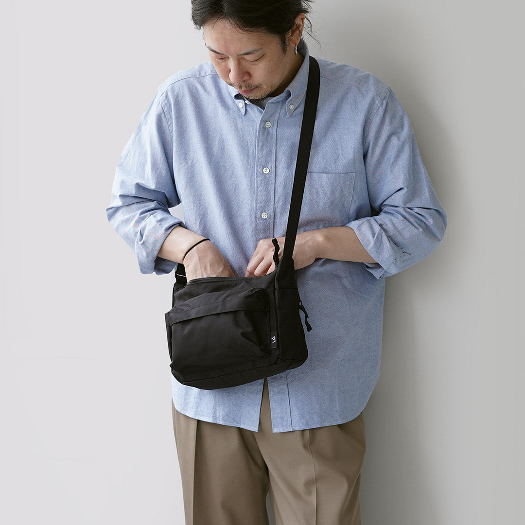 LC BY LOWERCASE / Shoulder Bag S