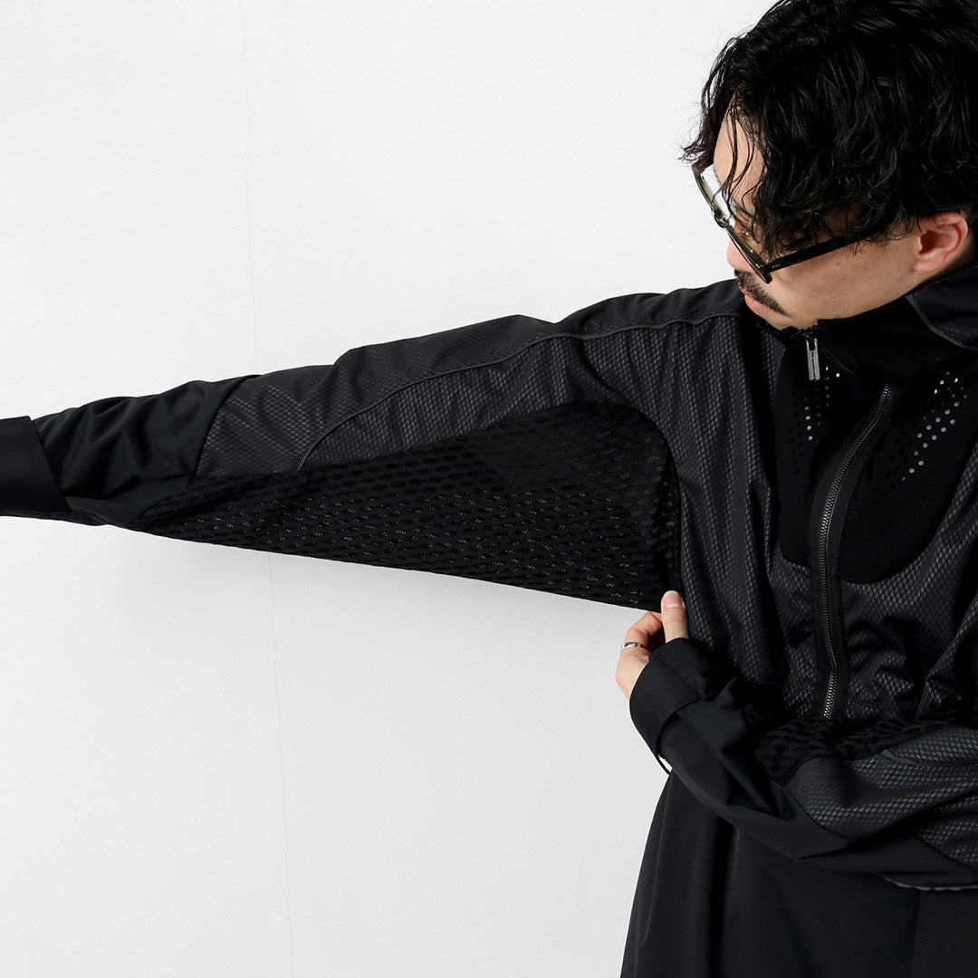WHITE MOUNTAINEERING / WINDSTOPPER 풀오버 아우터