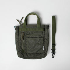 olive / F