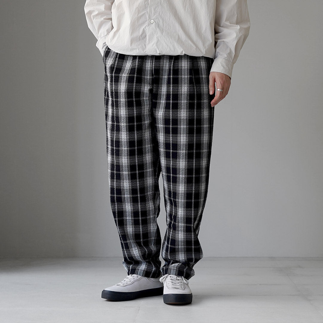 BURLAP OUTFITTER / Seersucker Checked Track Pants