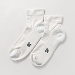 white / M