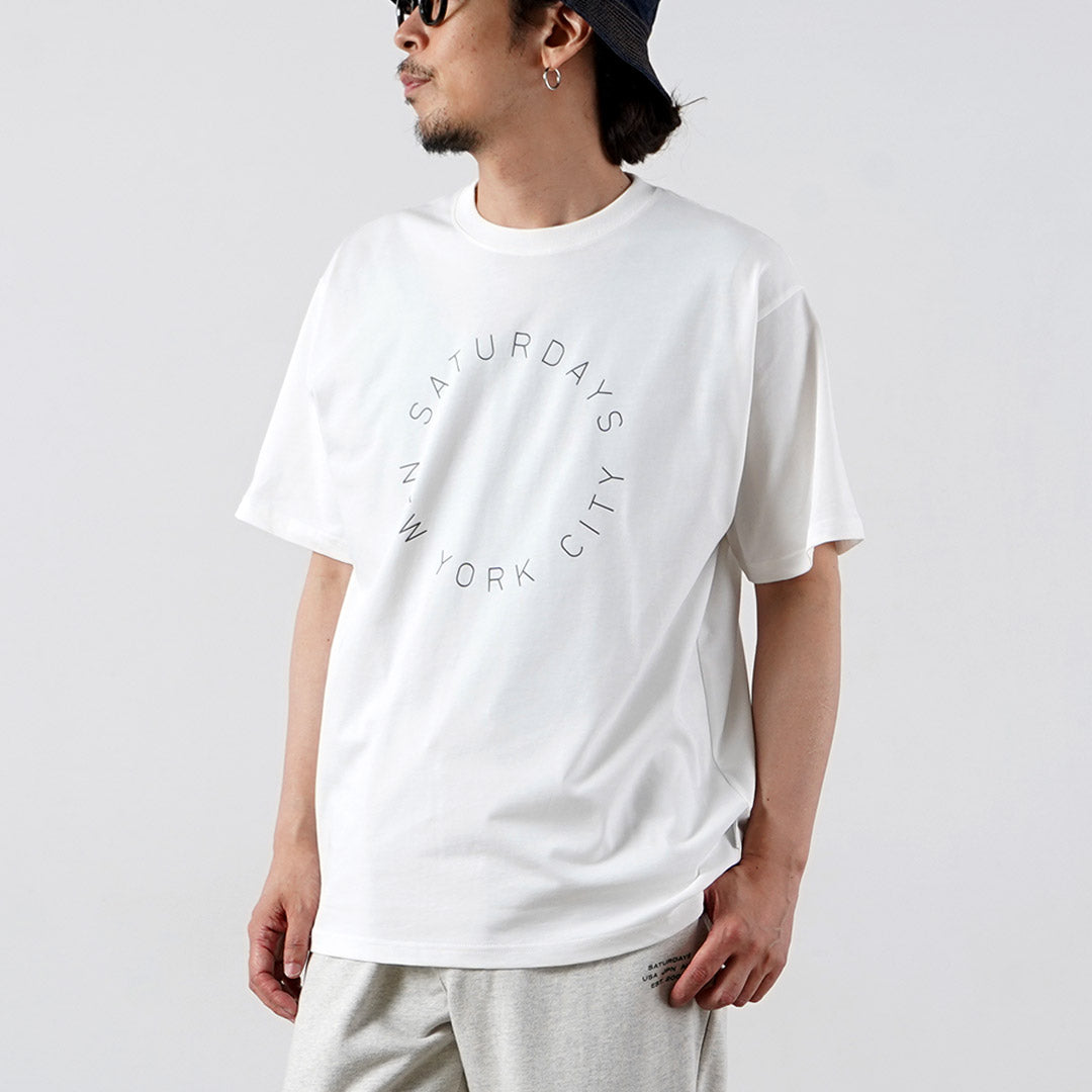 SATURDAYS NYC / Camiseta con logotipo de sábados circulares