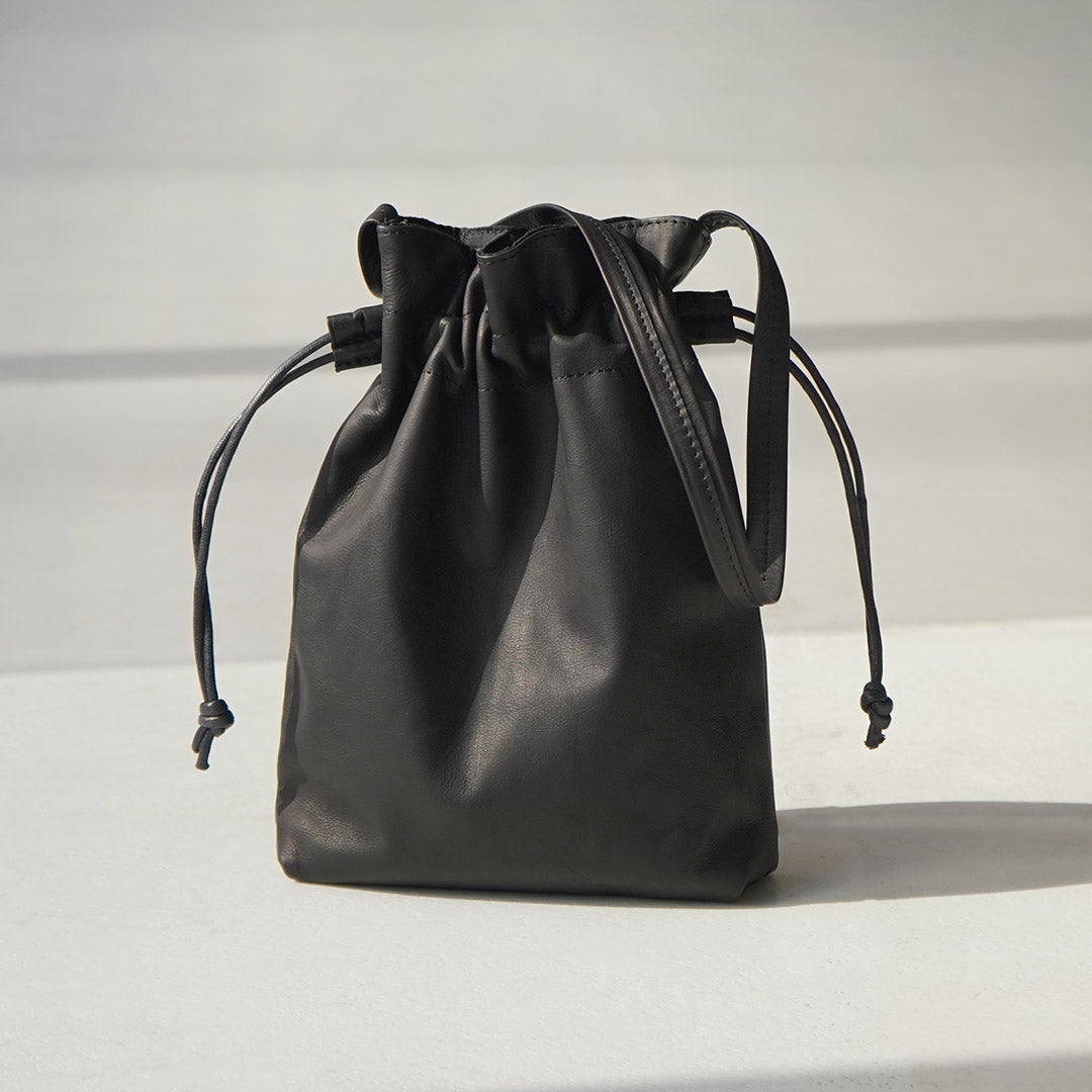 MR.OLIVE / IMPERMA-LEATHER 드로스트링 백