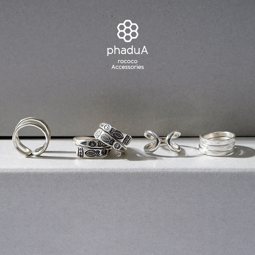 phaduA / Karen Anillo de plata con ojo martillado en espiral