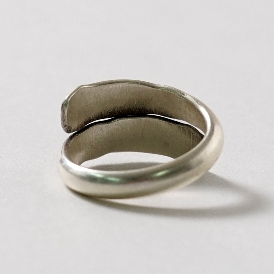 phaduA / Karen Silver Two Fish Ring