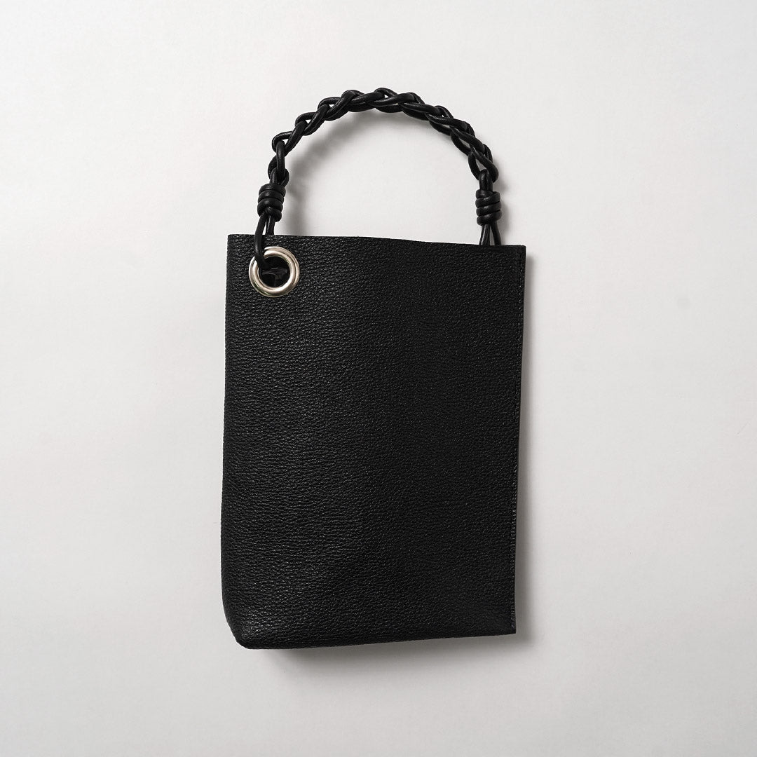 SENTI / Mini sac à main avec poignée en chaîne en cuir rétréci