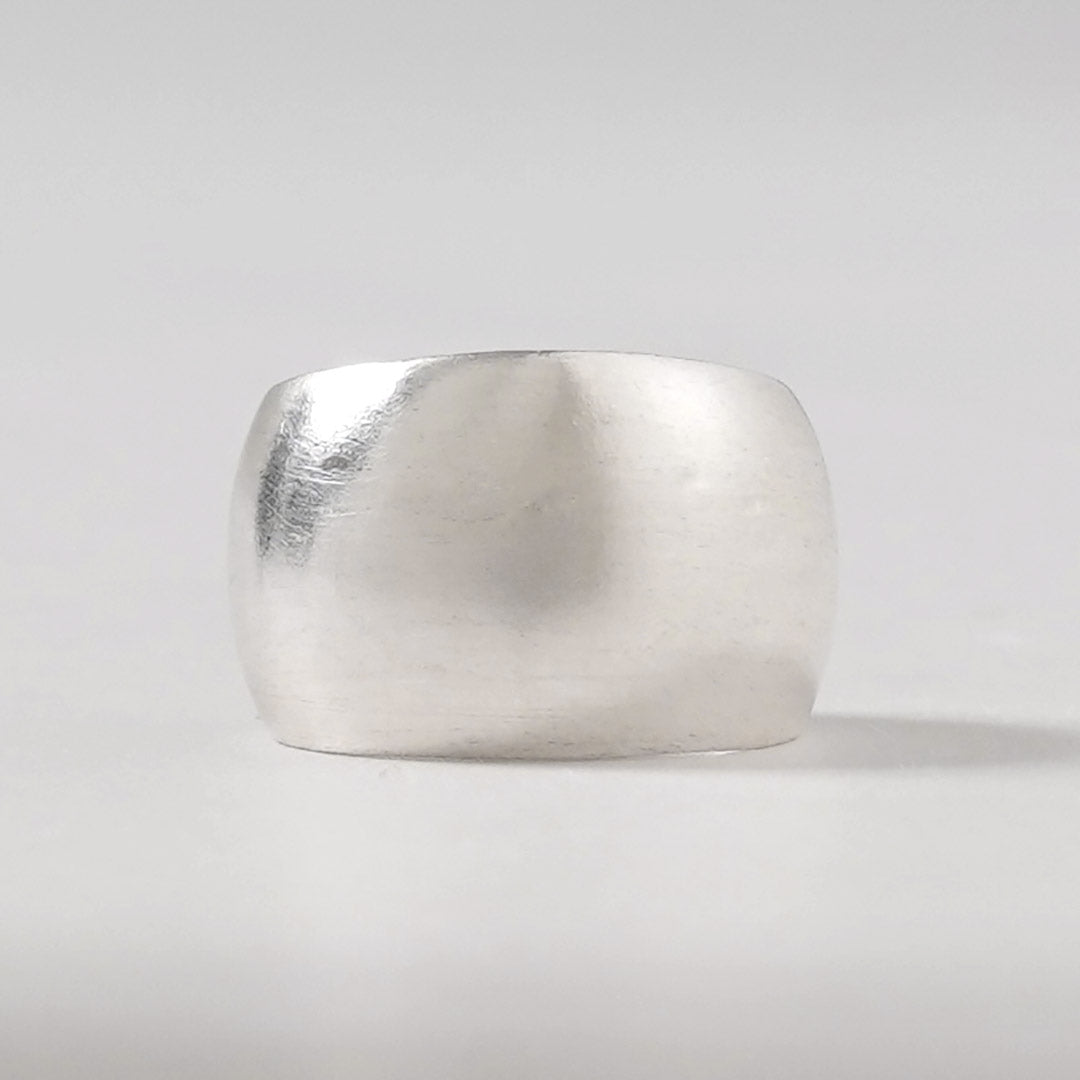 phaduA / Anillo redondo de plata Karen