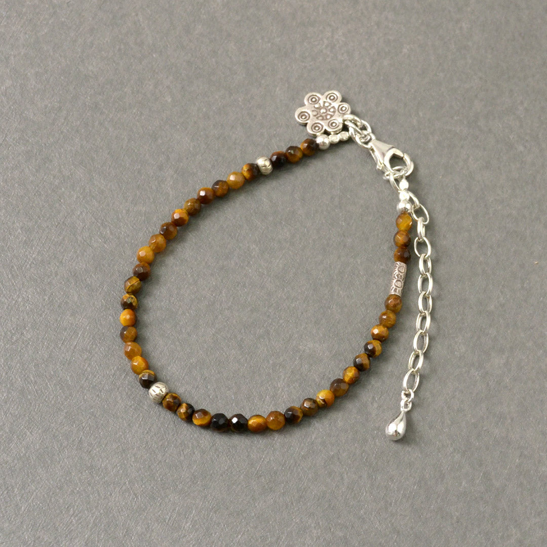 Phadua / Tiger Eye Beded Chezle